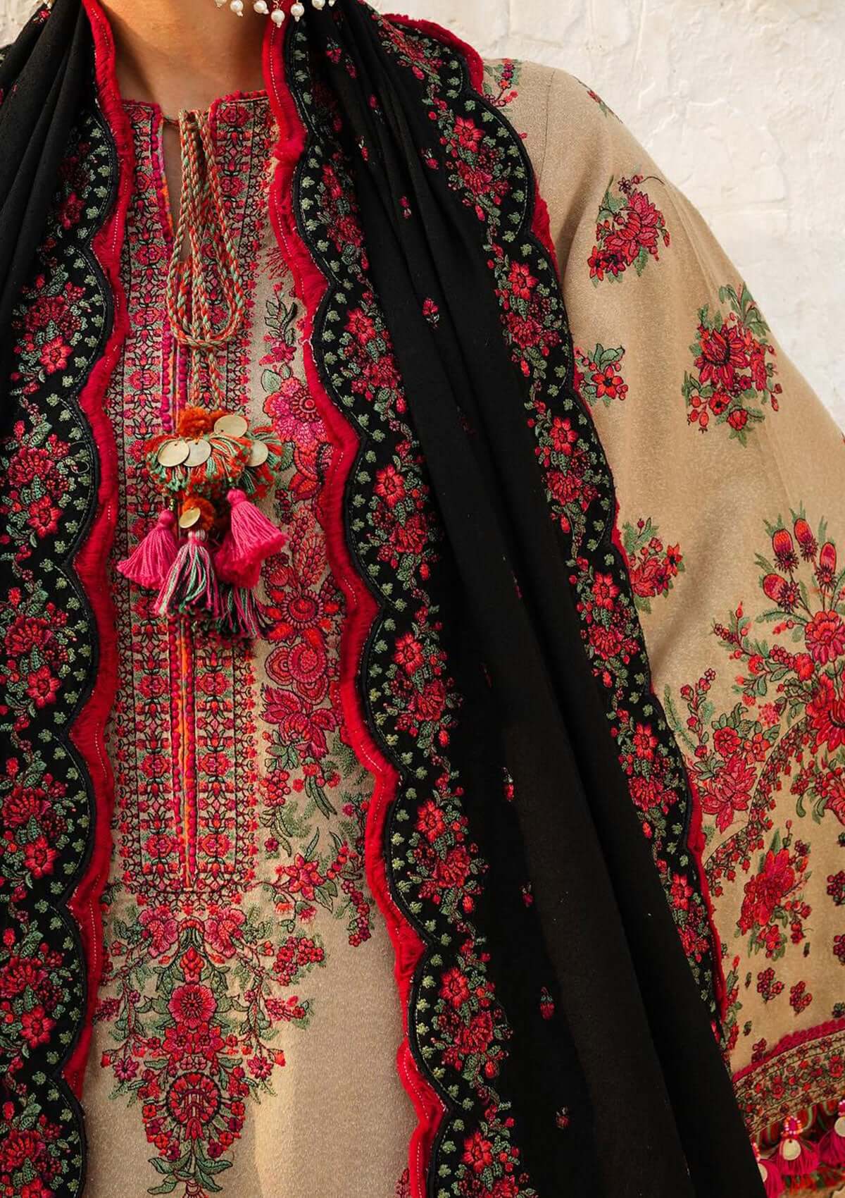 3 Piece - Unstitched Fully Embroided Dhanak Fabric HR-690