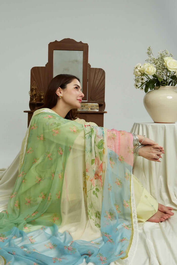 3 Piece - Unstitched Fully Embroided Lawn Fabric